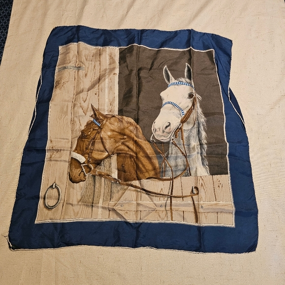 Soie Naturelle Scarf - Picture 3 of 6